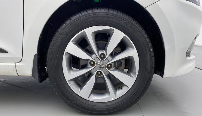 2017 Hyundai Elite i20 ASTA 1.2 (O), Petrol, Manual, 87,142 km, Right Front Wheel
