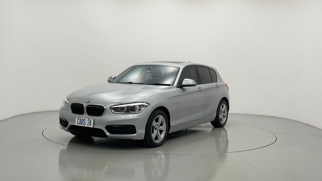 2017 BMW 1 18i Sport Line, Automatic, 94204 km, Left Front Diagonal (45- Degree) View
