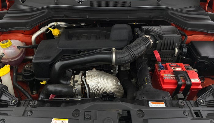 2019 Mahindra XUV300 1.5 W6 MT, Diesel, Manual, 22,770 km, Open Bonet