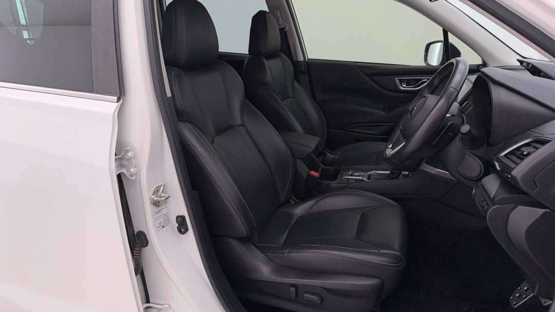 2021 Subaru Forester 2.5i-s (AWD), Automatic, 102465 km, Right Side Front Door Cabin View