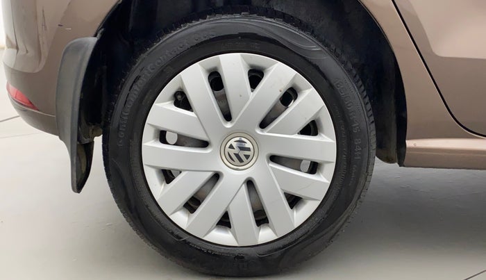 2016 Volkswagen Polo COMFORTLINE 1.2L, Petrol, Manual, 59,541 km, Right Rear Wheel