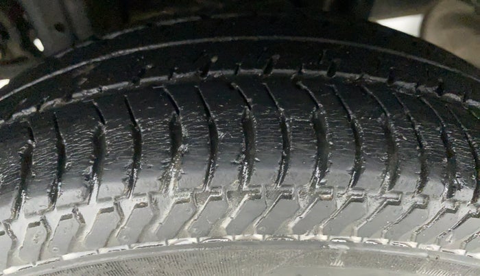 2018 Maruti Alto K10 VXI (O) AMT, CNG, Automatic, 44,796 km, Right Rear Tyre Tread