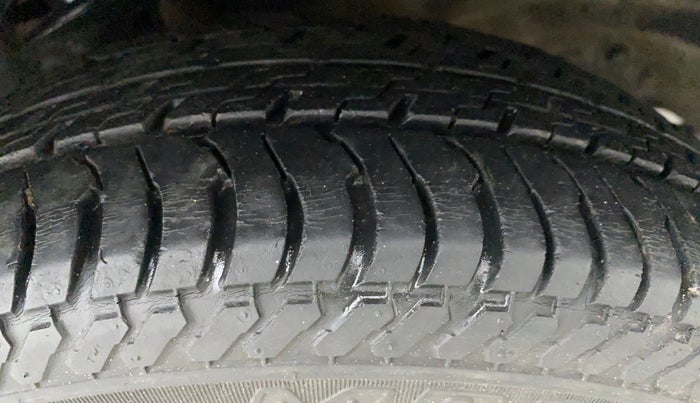 2018 Maruti Alto K10 VXI (O) AMT, CNG, Automatic, 44,796 km, Right Front Tyre Tread