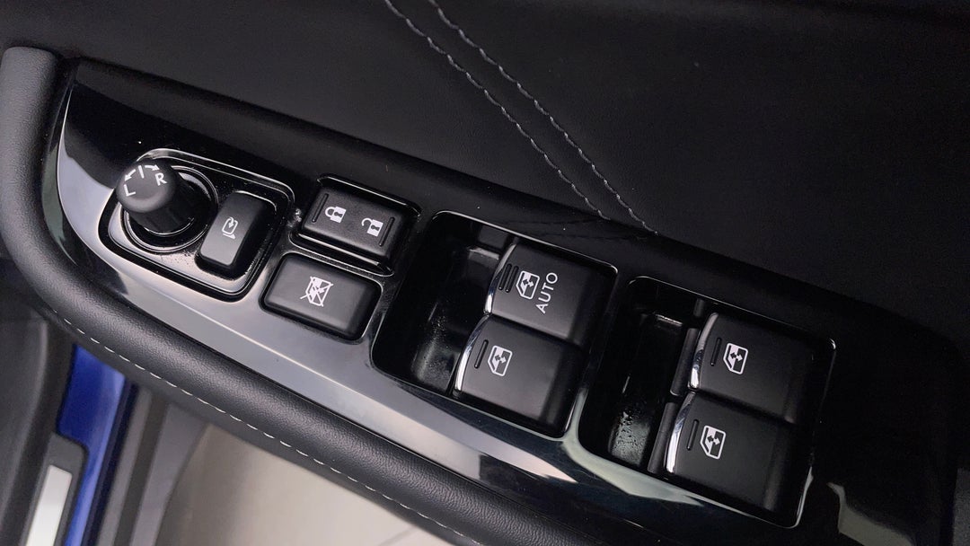 Drivers Side Door Panel Controls