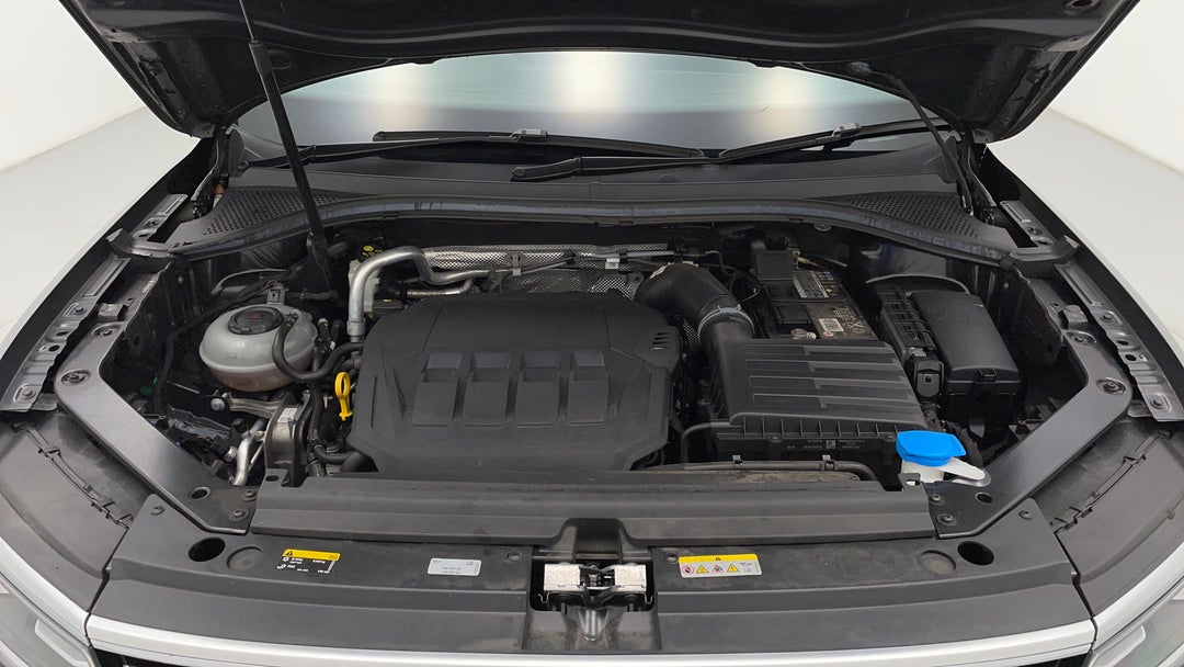 Open Bonnet (Engine)