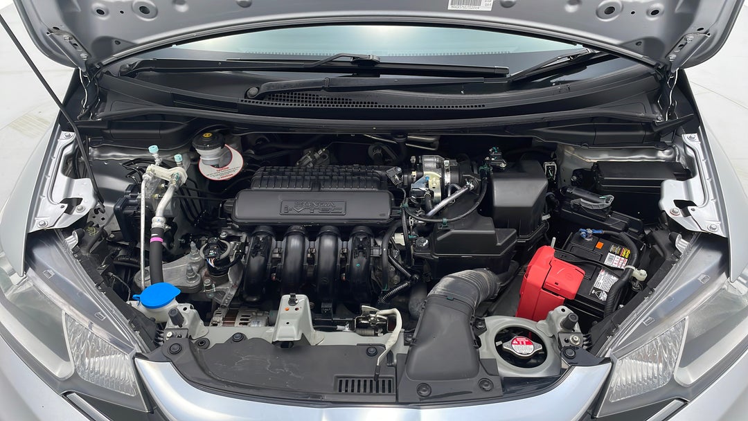 Open Bonnet (Engine)