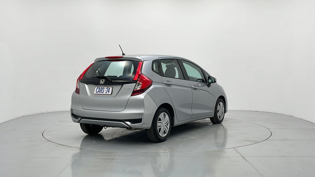 Right Back Diagonal (45- Degree) View