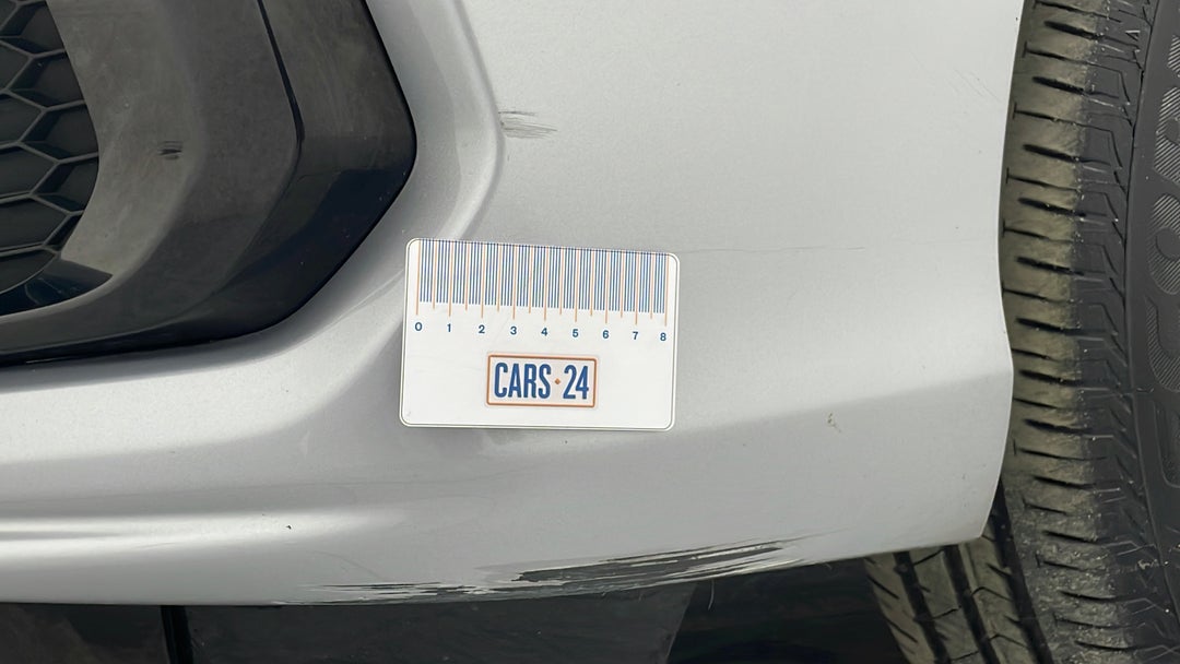 Bumper Front Scratch