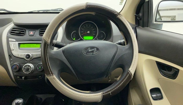 2015 Hyundai Eon MAGNA +, Petrol, Manual, 22,220 km, Steering Wheel Close Up
