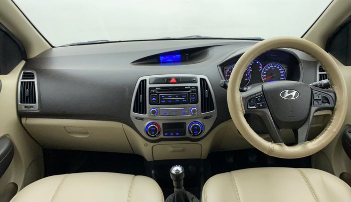 2014 Hyundai i20 SPORTZ 1.2 VTVT, Petrol, Manual, 22,704 km, Dashboard