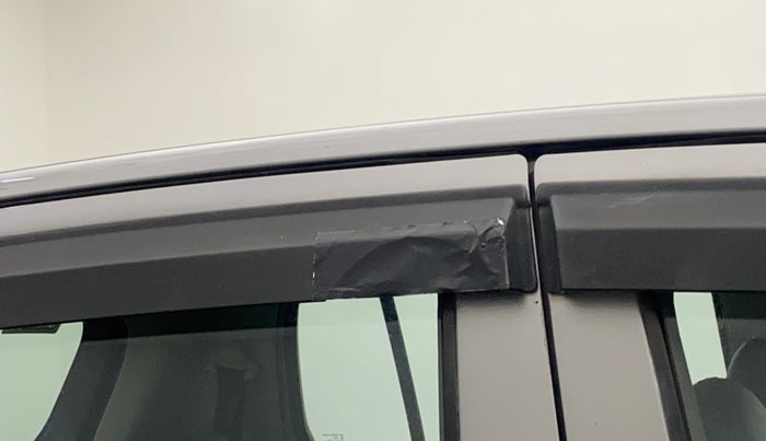 2014 Maruti Celerio VXI, Petrol, Manual, 66,046 km, Right rear door - Door visor damaged