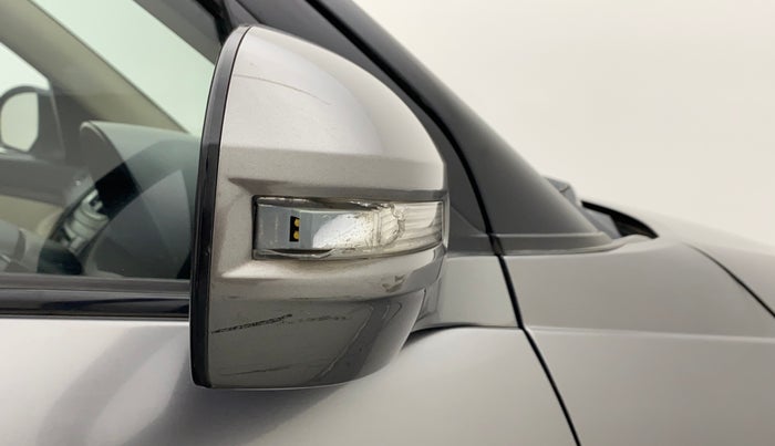 2014 Maruti Swift Dzire VXI, Petrol, Manual, 98,603 km, Right rear-view mirror - Indicator light not working