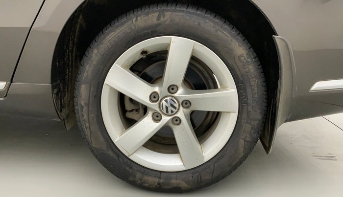 2012 Volkswagen Passat HIGHLINE DSG, Diesel, Automatic, 49,304 km, Left Rear Wheel