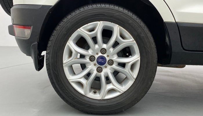2014 Ford Ecosport 1.5 TITANIUM TI VCT AT, Petrol, Automatic, 49,396 km, Right Rear Wheel