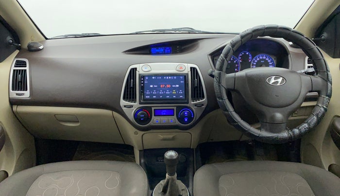 2011 Hyundai i20 MAGNA O 1.2, Petrol, Manual, 24,554 km, Dashboard