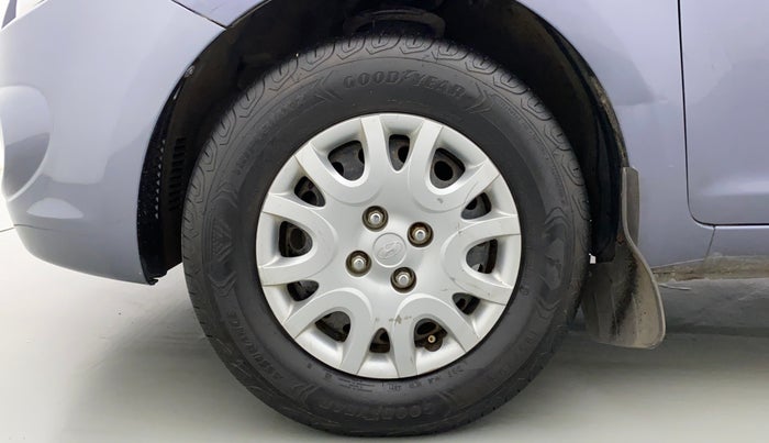 2011 Hyundai i20 MAGNA O 1.2, Petrol, Manual, 24,554 km, Left Front Wheel