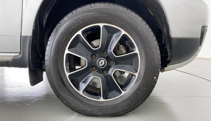 2018 Renault Duster 110 PS RXZ DIESEL, Diesel, Manual, 83,534 km, Right Front Wheel