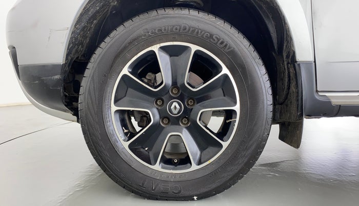 2018 Renault Duster 110 PS RXZ DIESEL, Diesel, Manual, 83,534 km, Left Front Wheel
