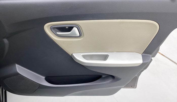 2016 Maruti Alto K10 VXI P, Petrol, Manual, 16,451 km, Driver Side Door Panels Controls