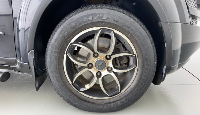 2015 Mahindra XUV500 W6 4X2, Diesel, Manual, 52,208 km, Right Front Wheel