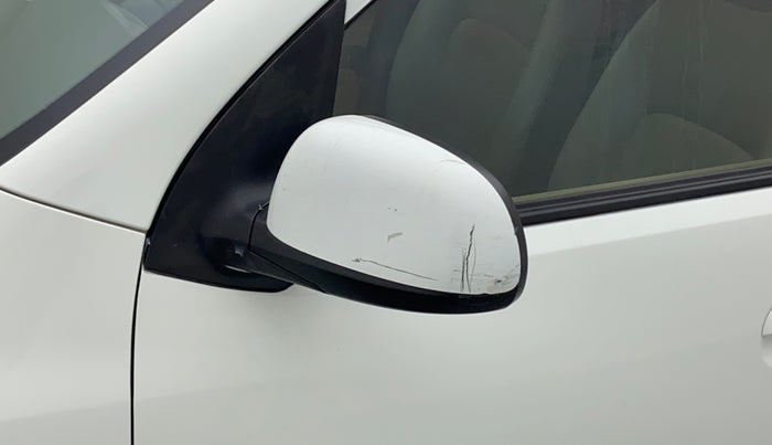 2012 Hyundai i10 MAGNA 1.1, CNG, Manual, 91,309 km, Left rear-view mirror - Minor scratches