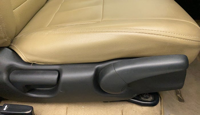 2019 Honda City 1.5L I-VTEC VX CVT, Petrol, Automatic, 31,963 km, Driver Side Adjustment Panel