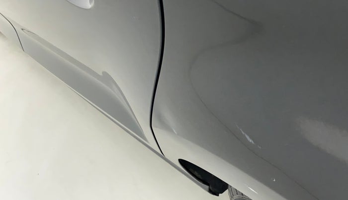 2016 Volkswagen Polo HIGHLINE1.2L, Petrol, Manual, 18,738 km, Left quarter panel - Slightly dented