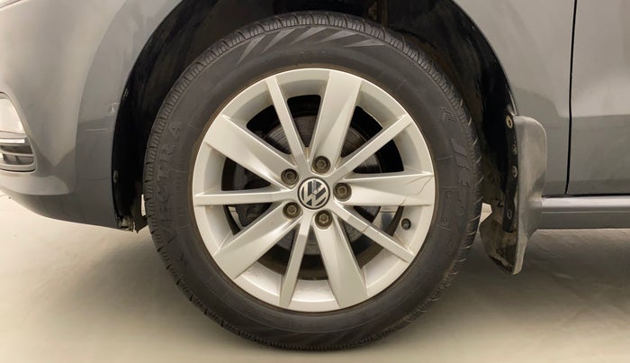 2016 Volkswagen Polo HIGHLINE1.2L, Petrol, Manual, 18,738 km, Left Front Wheel