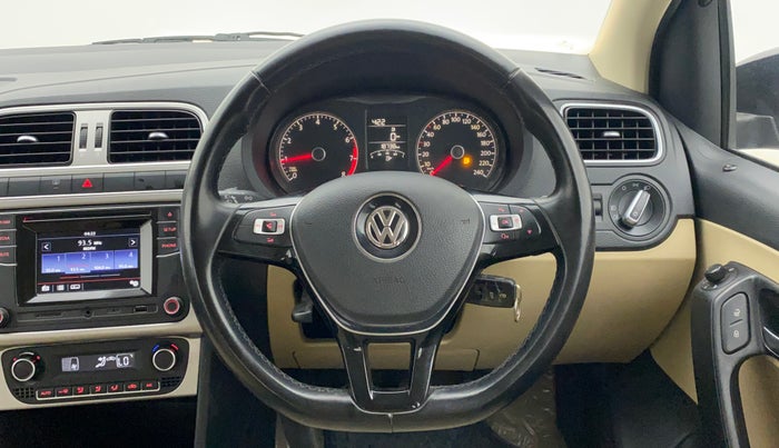 2016 Volkswagen Polo HIGHLINE1.2L, Petrol, Manual, 18,738 km, Steering Wheel Close Up