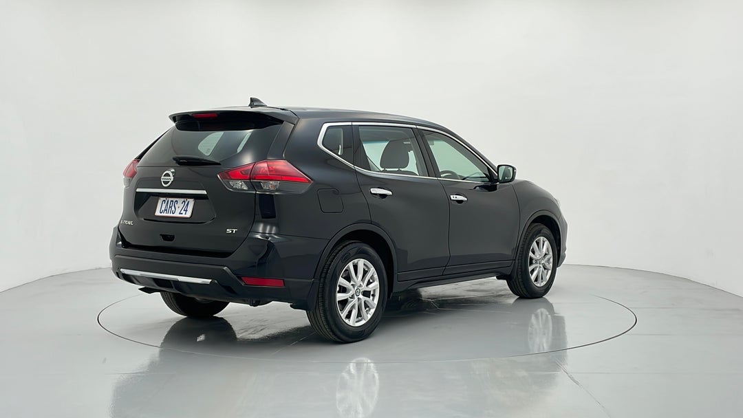 Right Back Diagonal (45- Degree) View