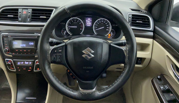 2016 Maruti Ciaz VXI PLUS, Petrol, Manual, 35,554 km, Steering Wheel Close Up
