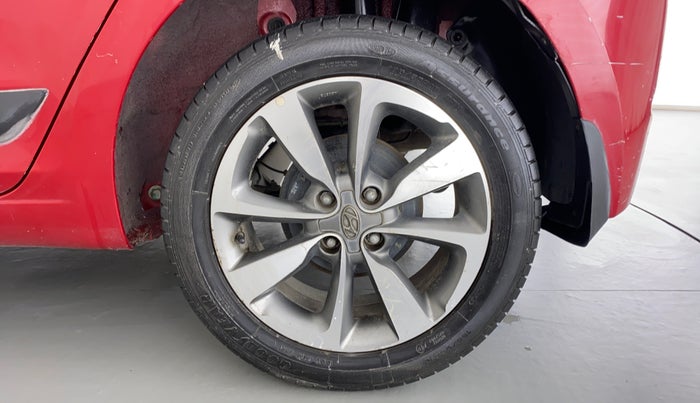2015 Hyundai Elite i20 SPORTZ (O) 1.2, Petrol, Manual, 23,496 km, Left Rear Wheel