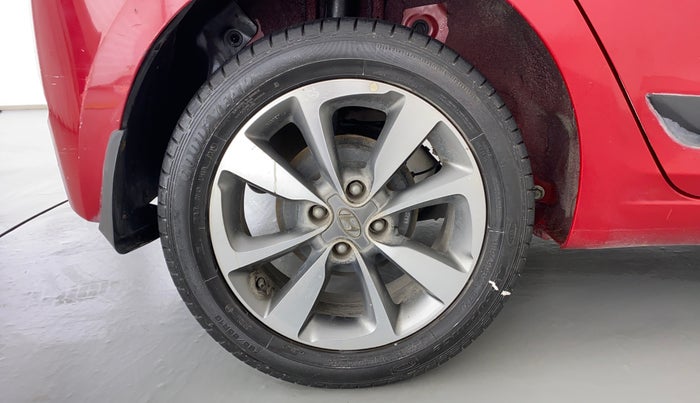 2015 Hyundai Elite i20 SPORTZ (O) 1.2, Petrol, Manual, 23,496 km, Right Rear Wheel