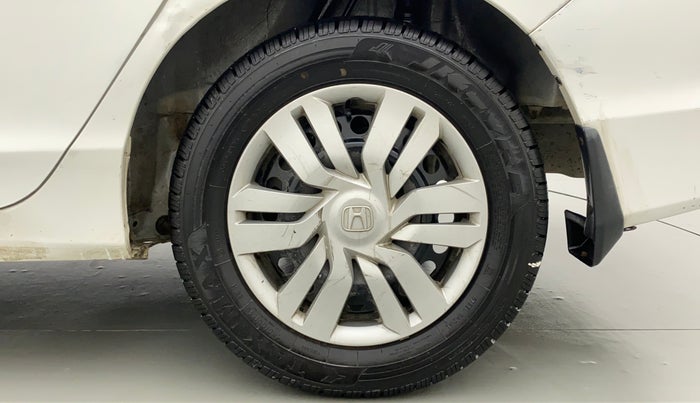 2015 Honda City 1.5 E MT PETROL, CNG, Manual, 46,863 km, Left Rear Wheel