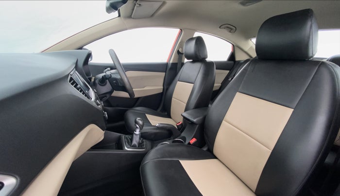 2018 Hyundai Verna 1.6 SX VTVT, Petrol, Manual, 52,510 km, Right Side Front Door Cabin