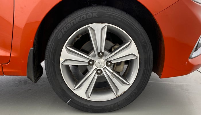 2018 Hyundai Verna 1.6 SX VTVT, Petrol, Manual, 52,510 km, Right Front Wheel