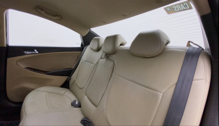 2012 Hyundai Verna FLUIDIC 1.6 VTVT SX, Petrol, Manual, 96,052 km, Right Side Rear Door Cabin