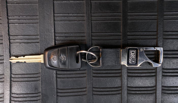 2014 Hyundai Grand i10 MAGNA 1.2 VTVT, Petrol, Manual, 51,844 km, Key Close Up