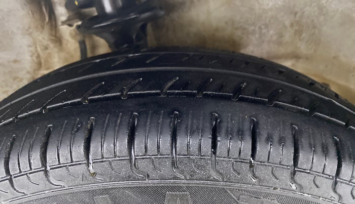 2018 Maruti Alto 800 LXI, Petrol, Manual, 46,684 km, Right Front Tyre Tread