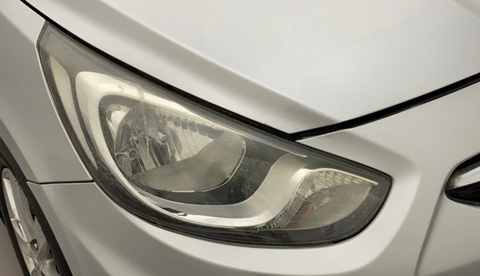 2012 Hyundai Verna FLUIDIC 1.6 VTVT SX, Petrol, Manual, 75,195 km, Right headlight - Minor scratches