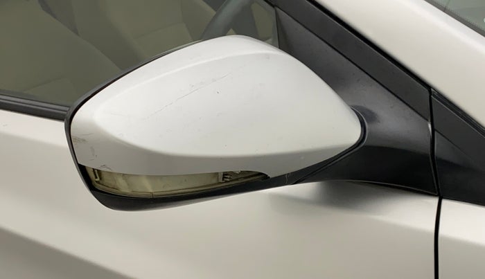 2012 Hyundai Verna FLUIDIC 1.6 VTVT SX, Petrol, Manual, 75,195 km, Right rear-view mirror - Indicator light has minor damage