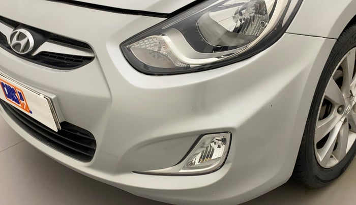 2012 Hyundai Verna FLUIDIC 1.6 VTVT SX, Petrol, Manual, 75,195 km, Front bumper - Paint has minor damage