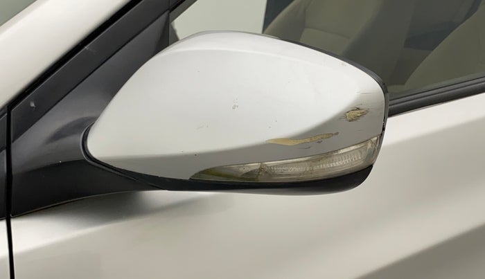 2012 Hyundai Verna FLUIDIC 1.6 VTVT SX, Petrol, Manual, 75,195 km, Left rear-view mirror - Indicator light has minor damage