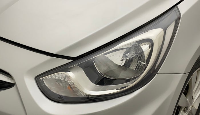 2012 Hyundai Verna FLUIDIC 1.6 VTVT SX, Petrol, Manual, 75,195 km, Left headlight - Minor scratches