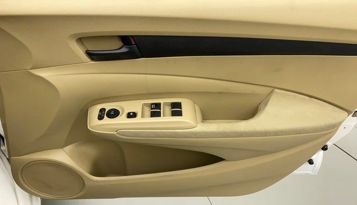2011 Honda City 1.5L I-VTEC S MT, Petrol, Manual, 67,942 km, Driver Side Door Panels Control