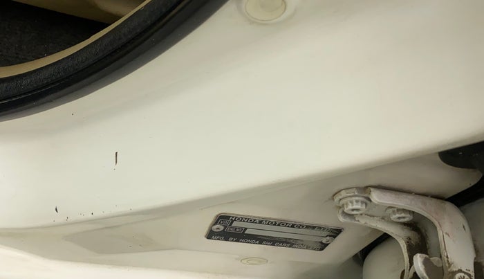 2011 Honda City 1.5L I-VTEC S MT, Petrol, Manual, 67,942 km, Left B pillar - Minor scratches