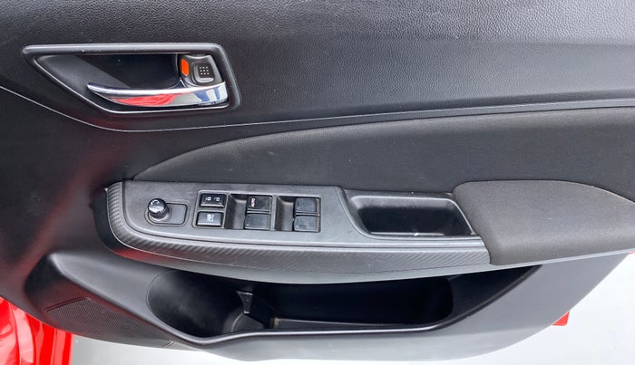 2018 Maruti Swift VXI D, Petrol, Manual, 31,329 km, Driver Side Door Panels Control