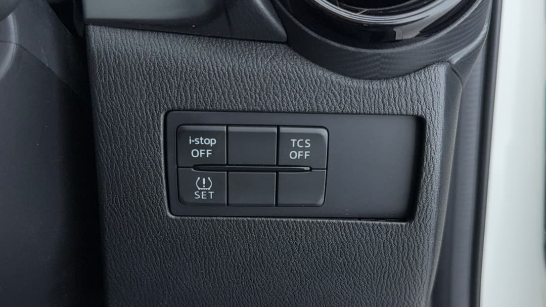 2024 Mazda CX-3 G20 Sport, Automatic, 29778 km, Utility Switches/Buttons