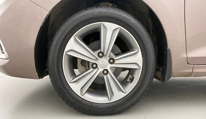 2018 Hyundai Verna 1.6 SX VTVT, Petrol, Manual, 50,287 km, Left Front Wheel