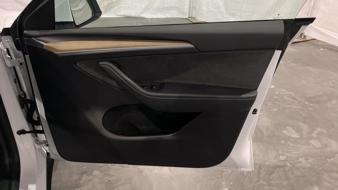 2023 Tesla Model Y Rear-wheel Drive, Automatic, 22321 km, Speaker View